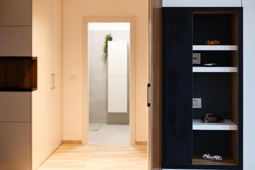 Luxury Apt. Near River & Parking 蒂米什瓦拉 外观 照片